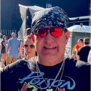 Meet your Posher, Jose